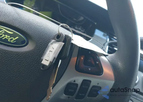 2015 Ford Taurus z USA, uszkodzony, nr VIN 1FAHP2MK3FG151880